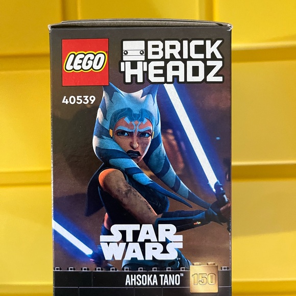 LEGO BRICKHEADZ: Ahsoka Tano (40539) NEW UNOPENED *Retired LEGO Set* - Picture 2 of 6